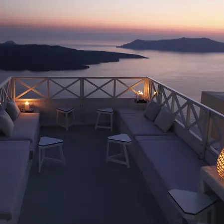 Santoniro Villa Fira (Santorini)