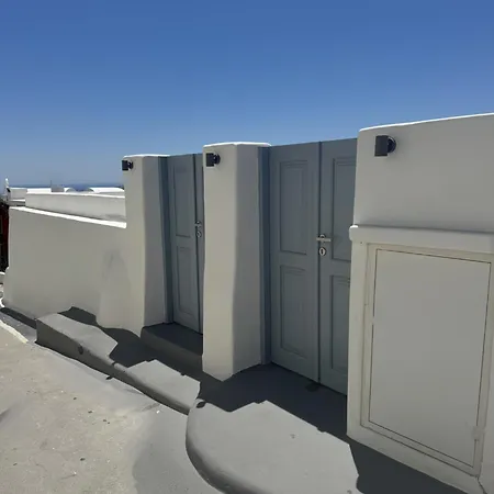 Santoniro Villa Fira (Santorini)