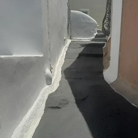 Villa Santoniro Fira (Santorini)