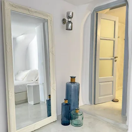 Santoniro Villa Fira (Santorini)
