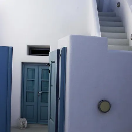Βίλα Santoniro Φηρά