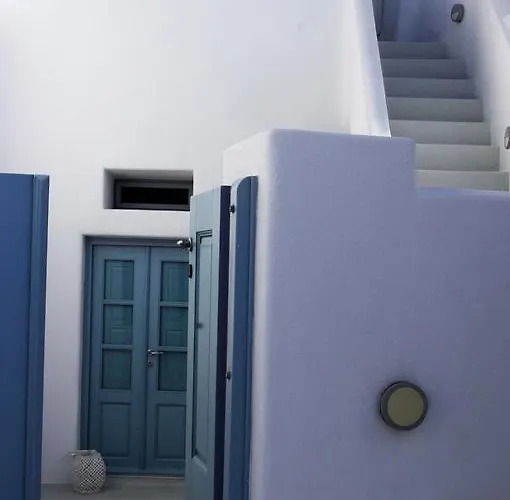 Willa Santoniro Fira (Santorini)