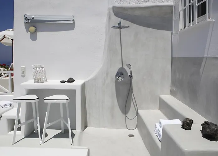 Santoniro * Φηρά